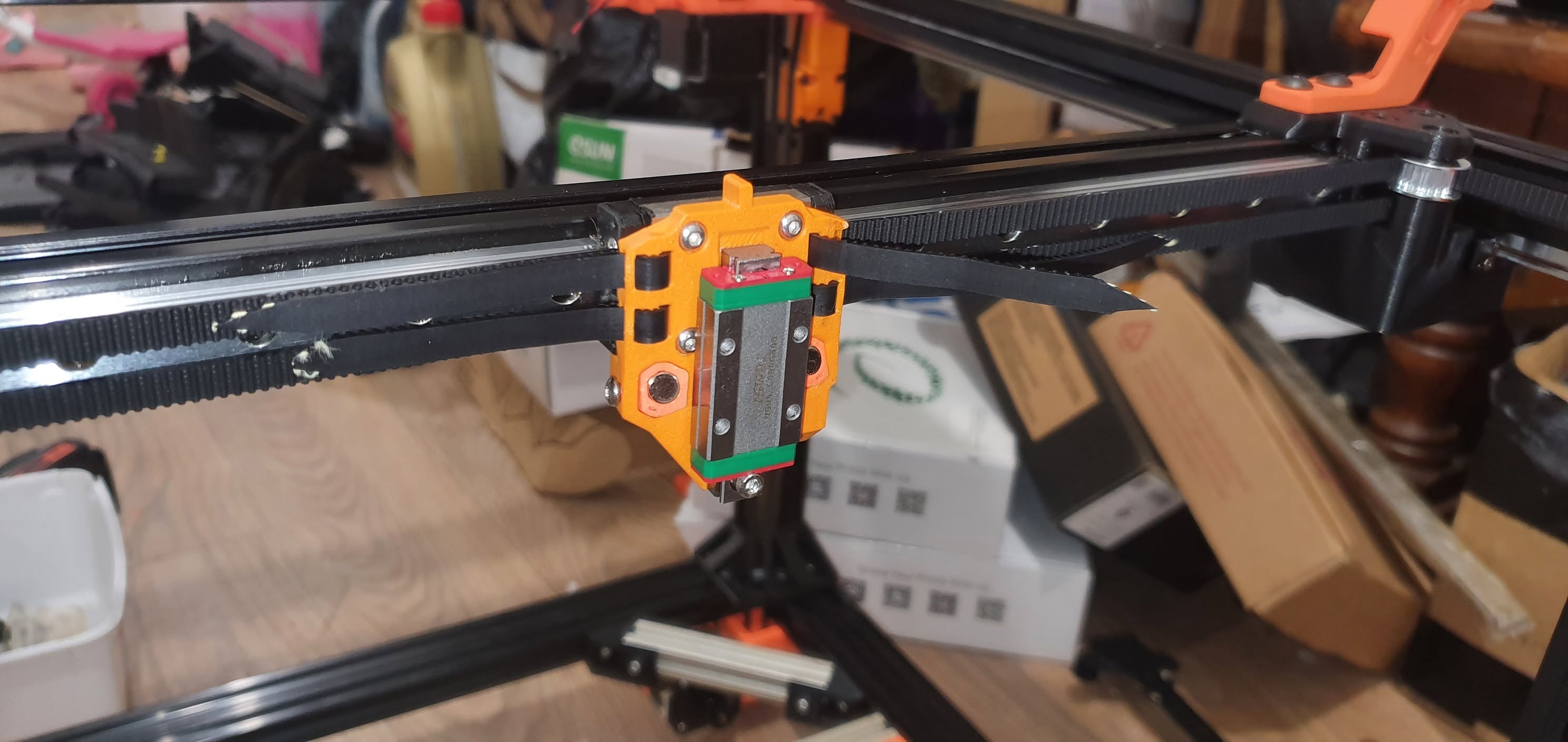 X Carraige With Belts Fitted